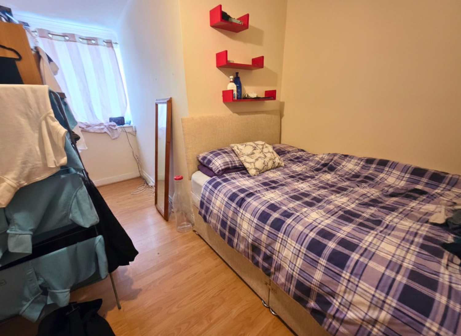 2 bedroom Flat for Sale Franklin Road, Weymouth