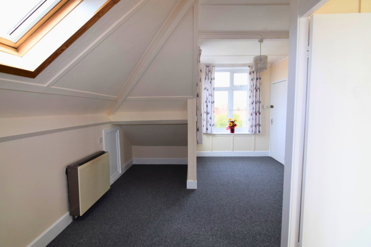 22a Carlton Road South