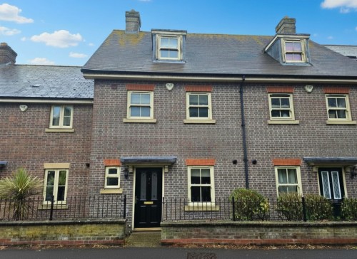 Evie Place, Kings Road