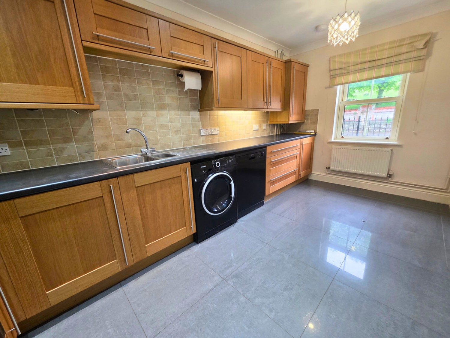 3 bedroom House for Sale Evie Place, Kings Road