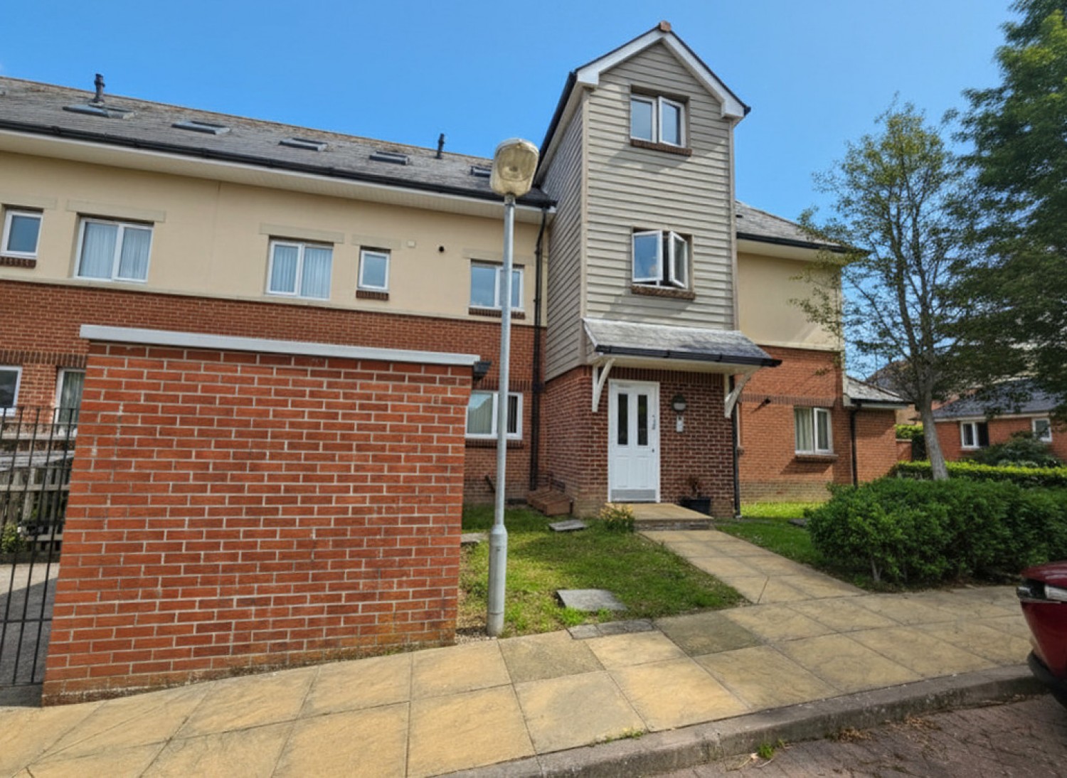1 bedroom Flat for Sale Holzwickede Court, Louviers Road