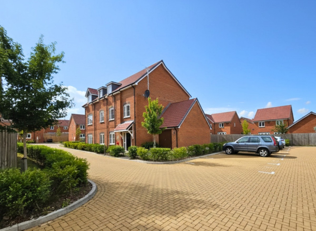 Mosaic Mews, Blandford St Mary