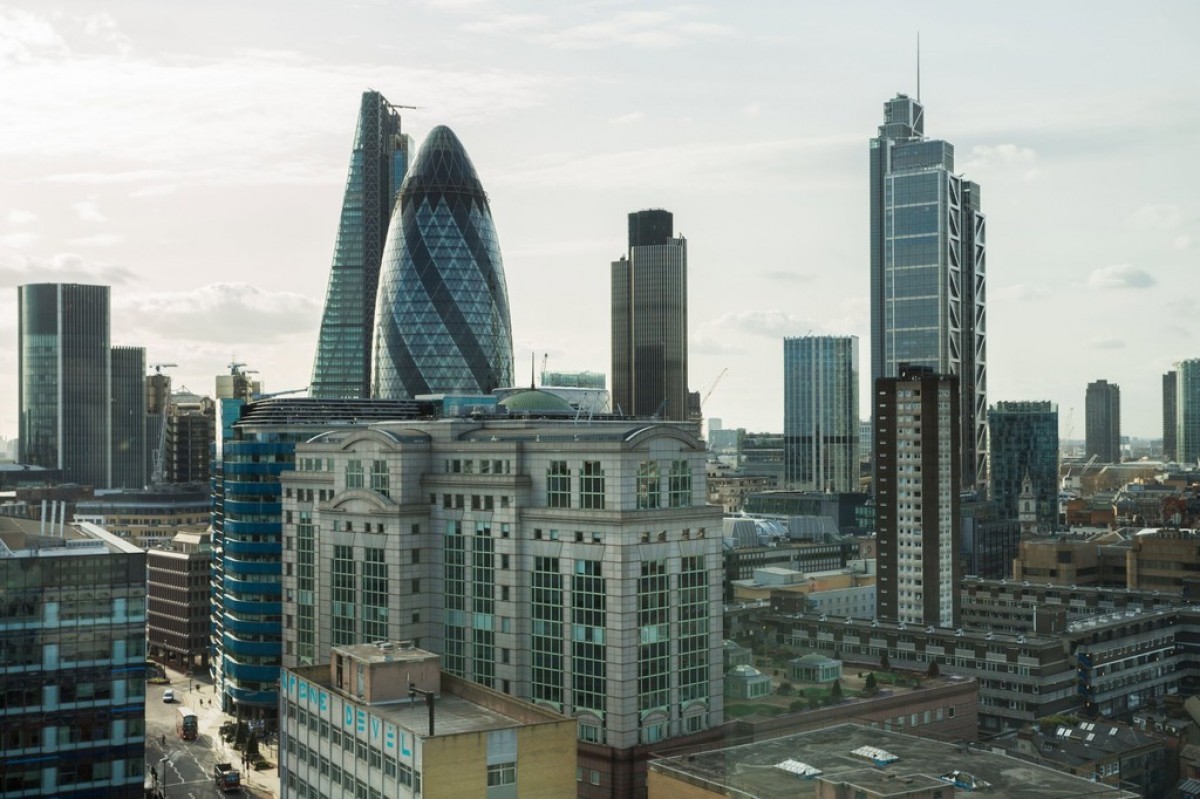 One Commercial Street TO LET