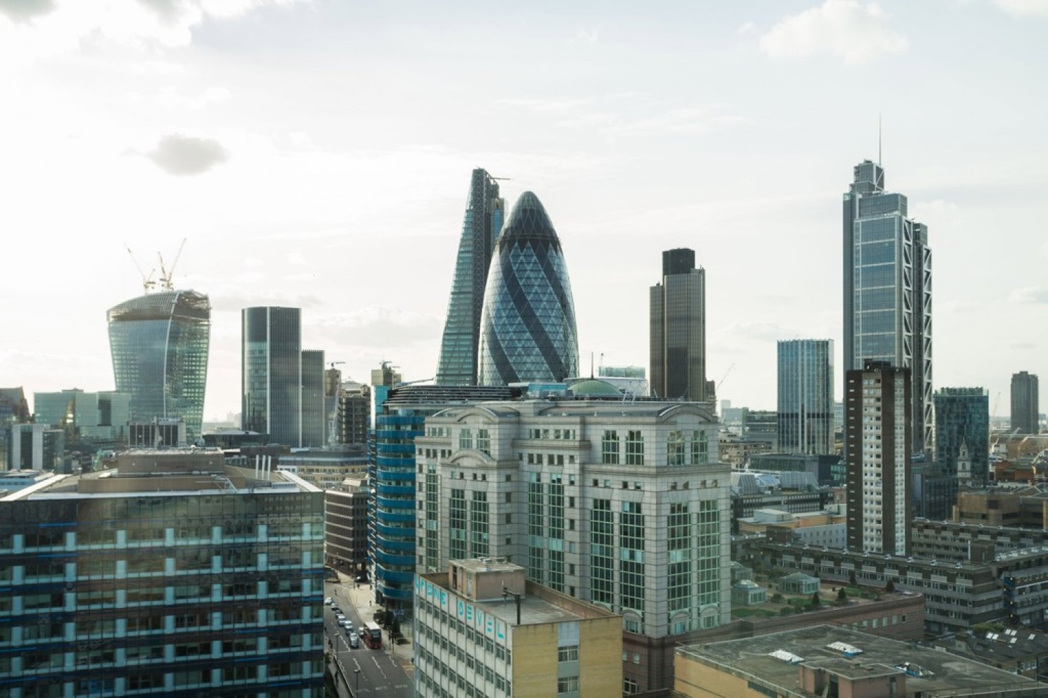 One Commercial Street TO LET