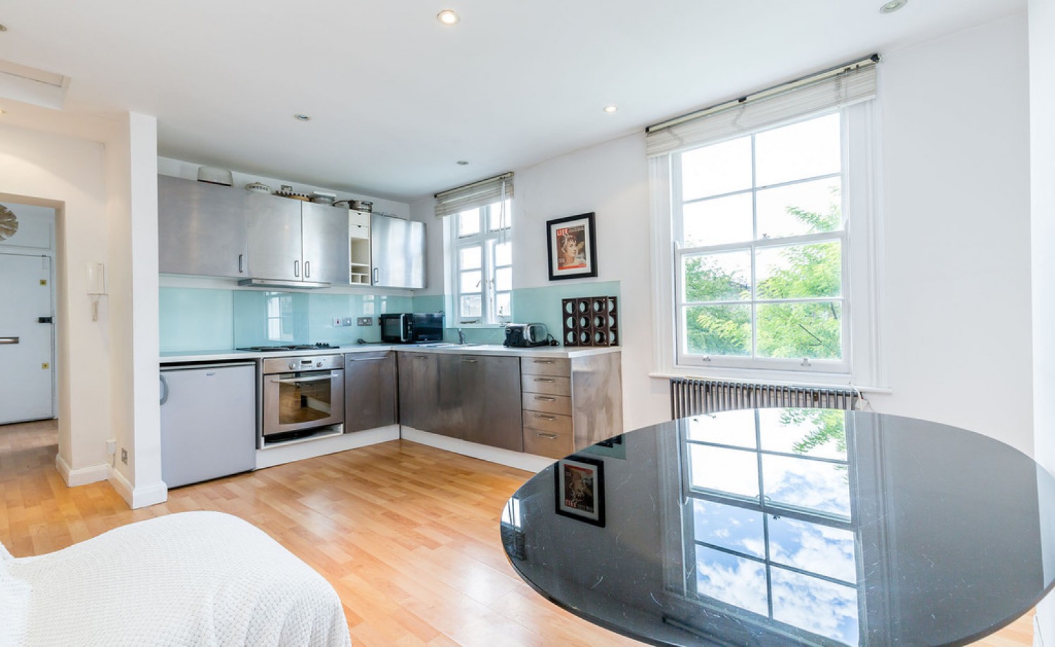 2 bedroom Flat for Letting Goldington Crescent