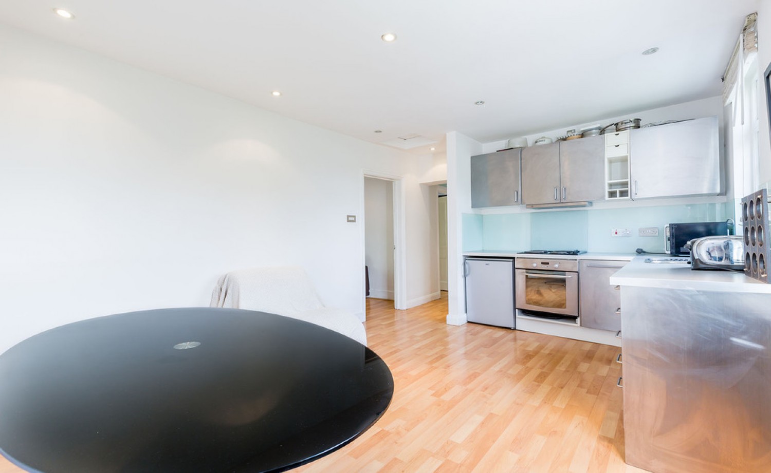 2 bedroom Flat for Letting Goldington Crescent