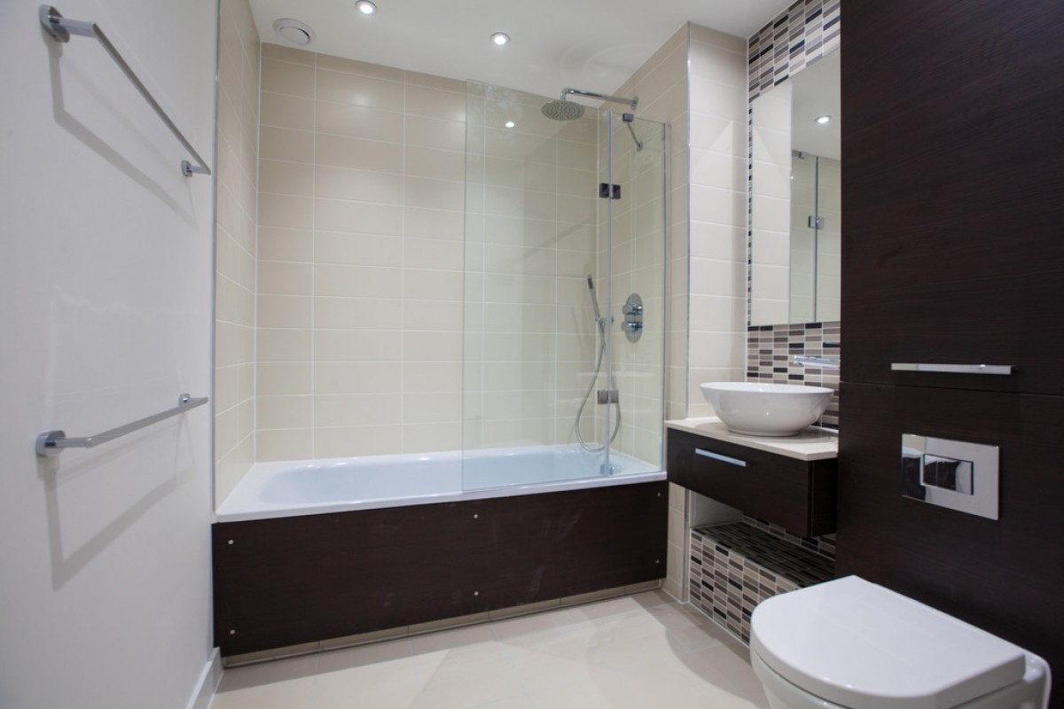 Manhattan Plaza TO LET