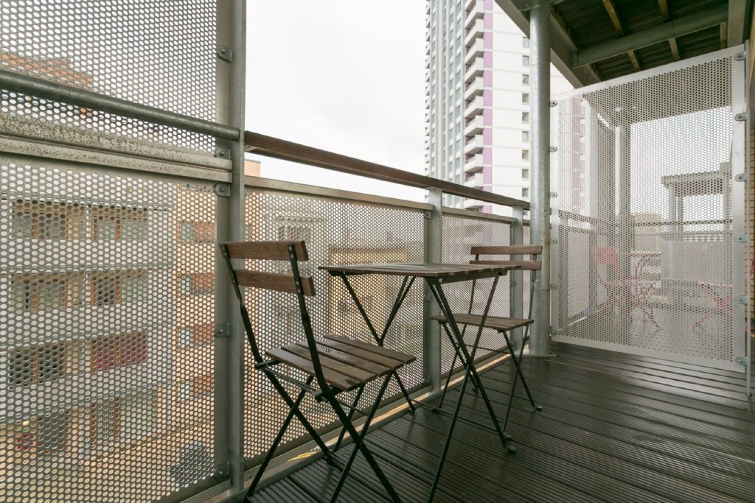 2 bedroom Flat for Letting BOW TO LET