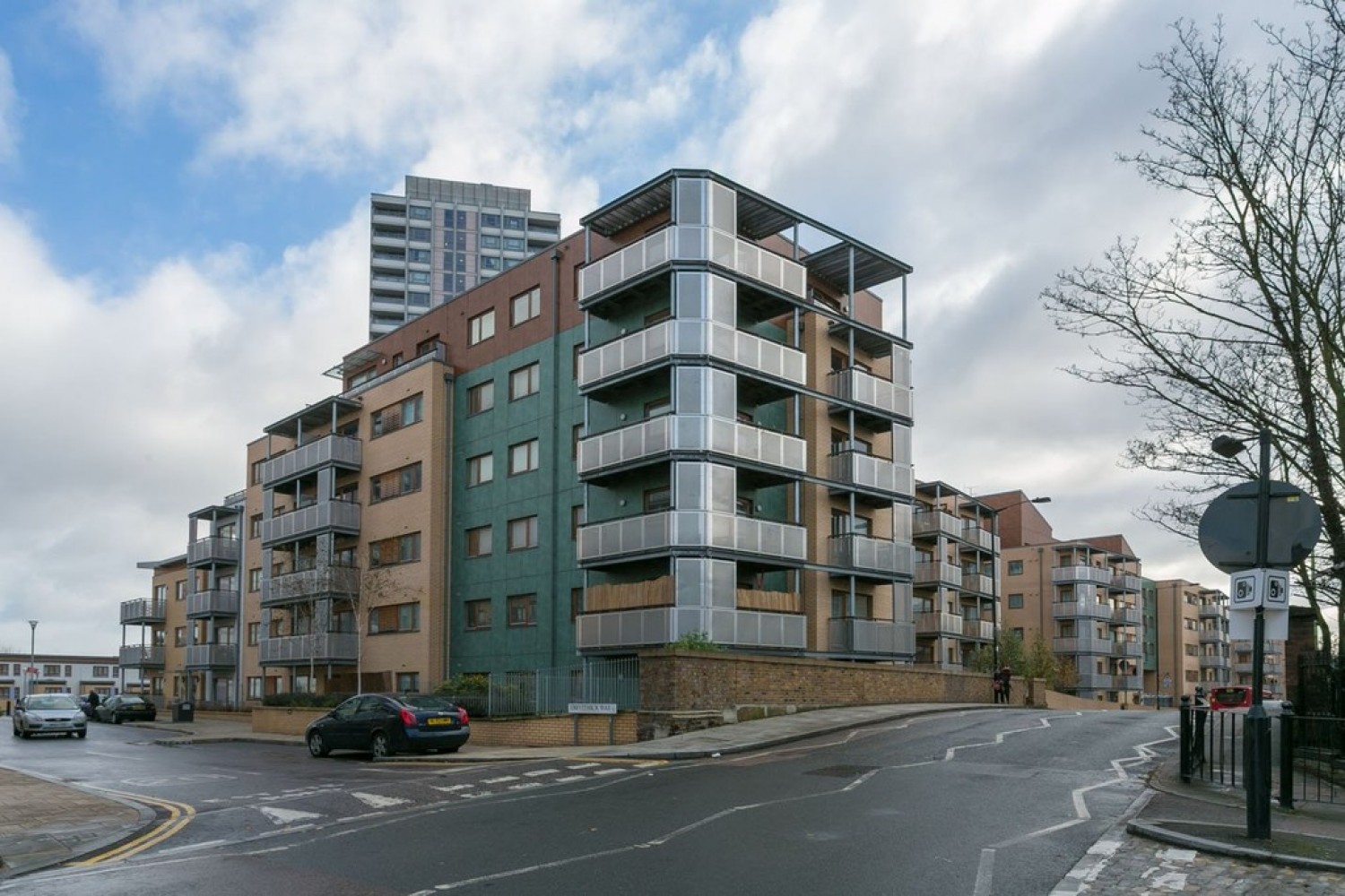 2 bedroom Flat for Letting BOW TO LET