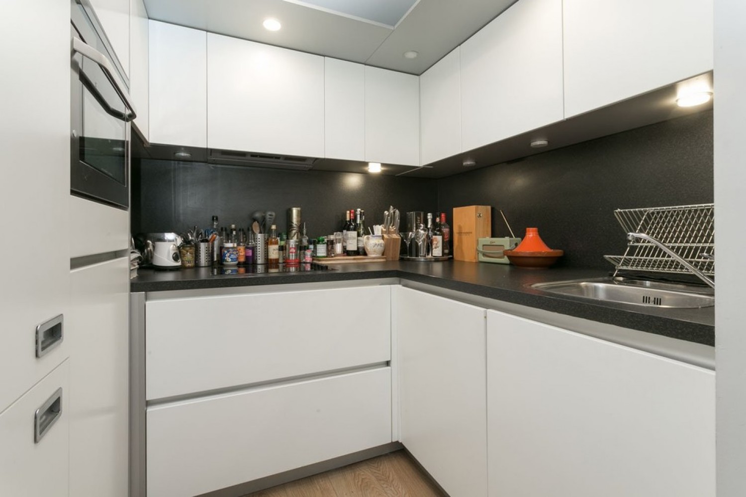 2 bedroom Flat for Letting BOW TO LET