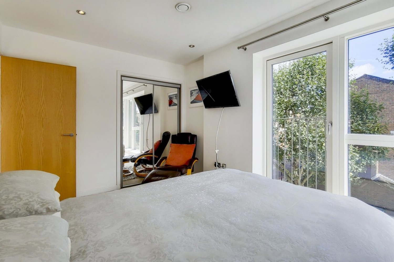 1 bedroom Flat for Letting Plender Street, Camden