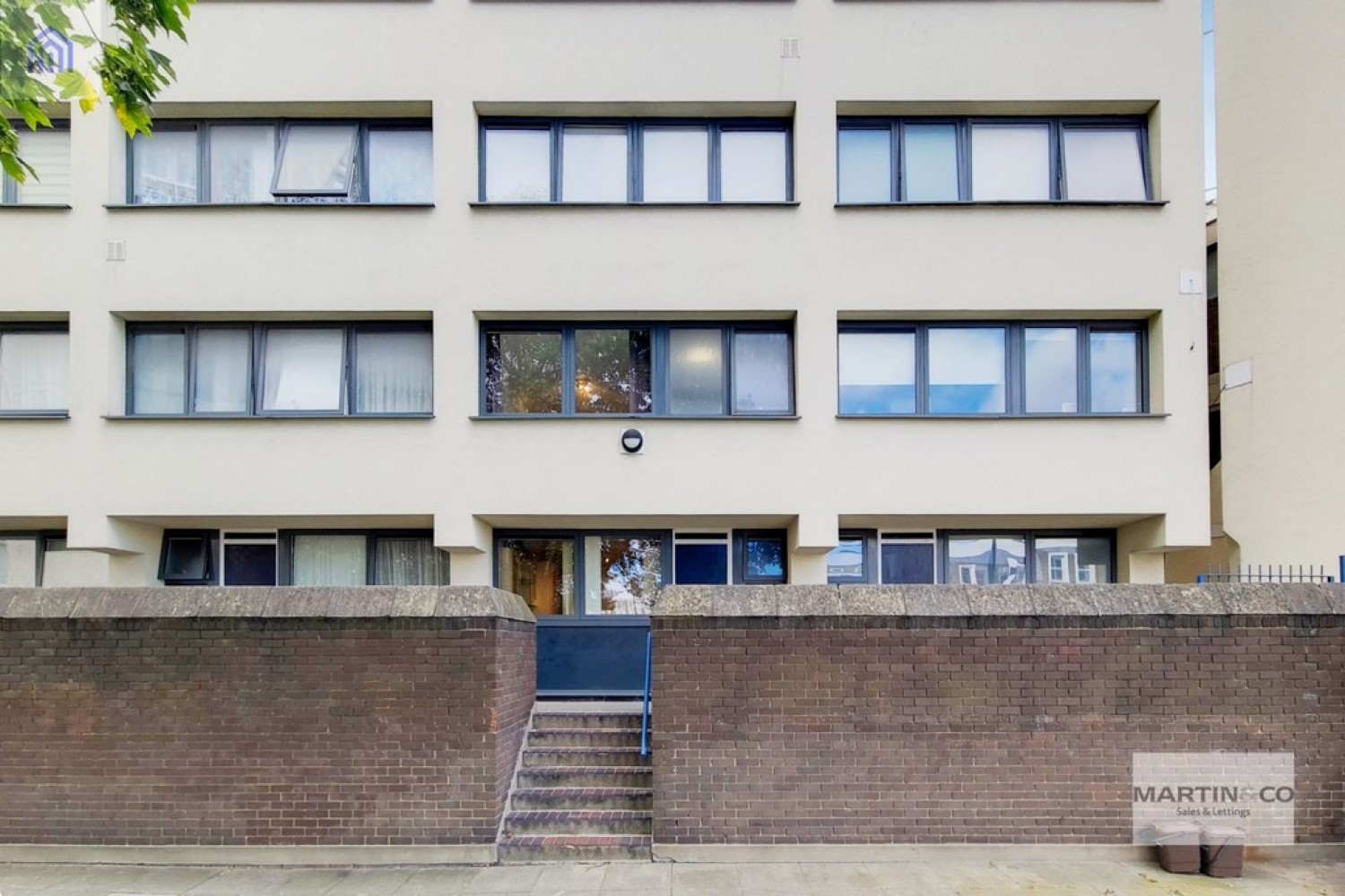 Malden Crescent, Camden
