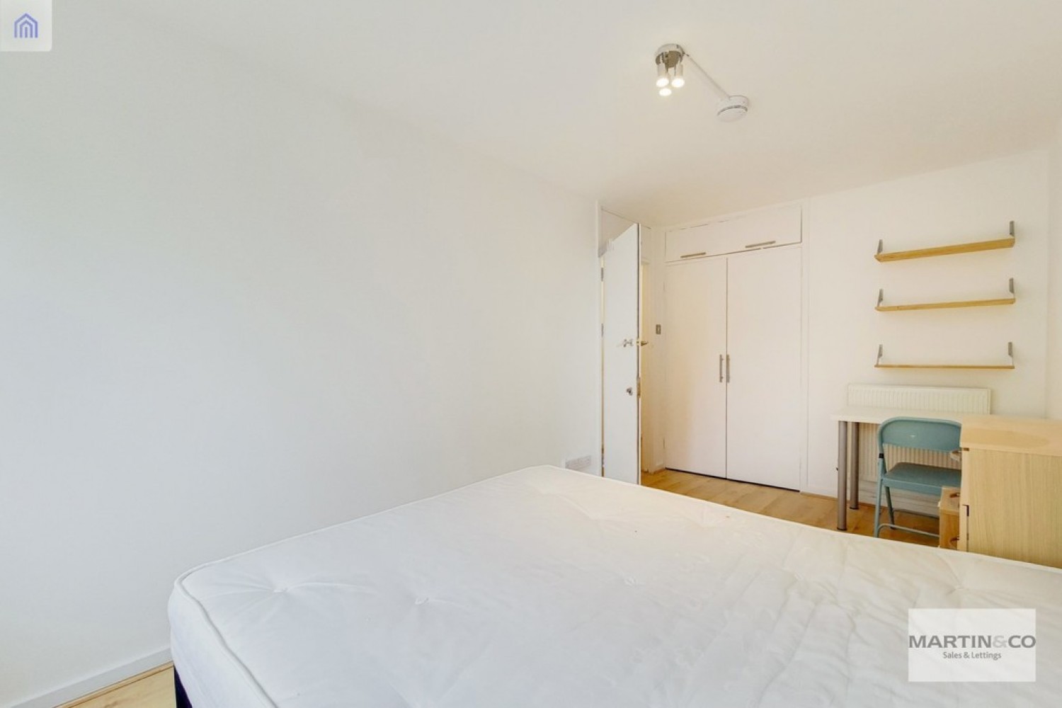 Malden Crescent, Camden