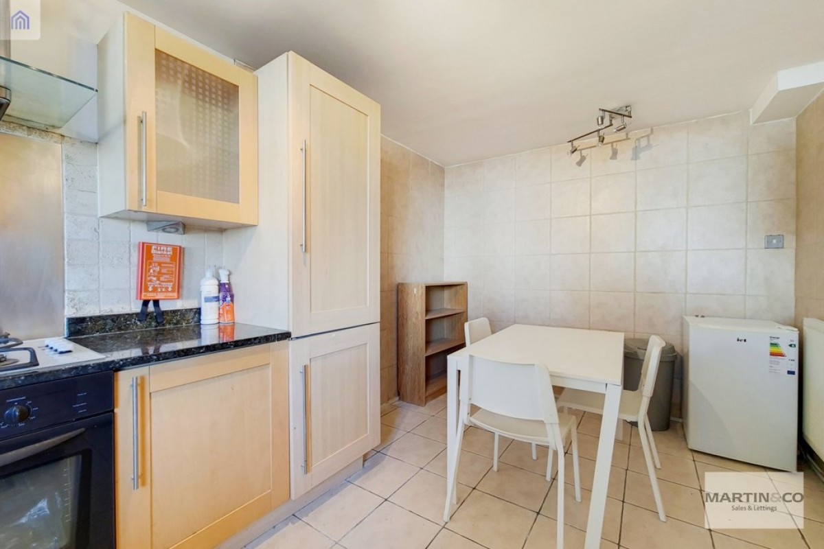 Malden Crescent, Camden