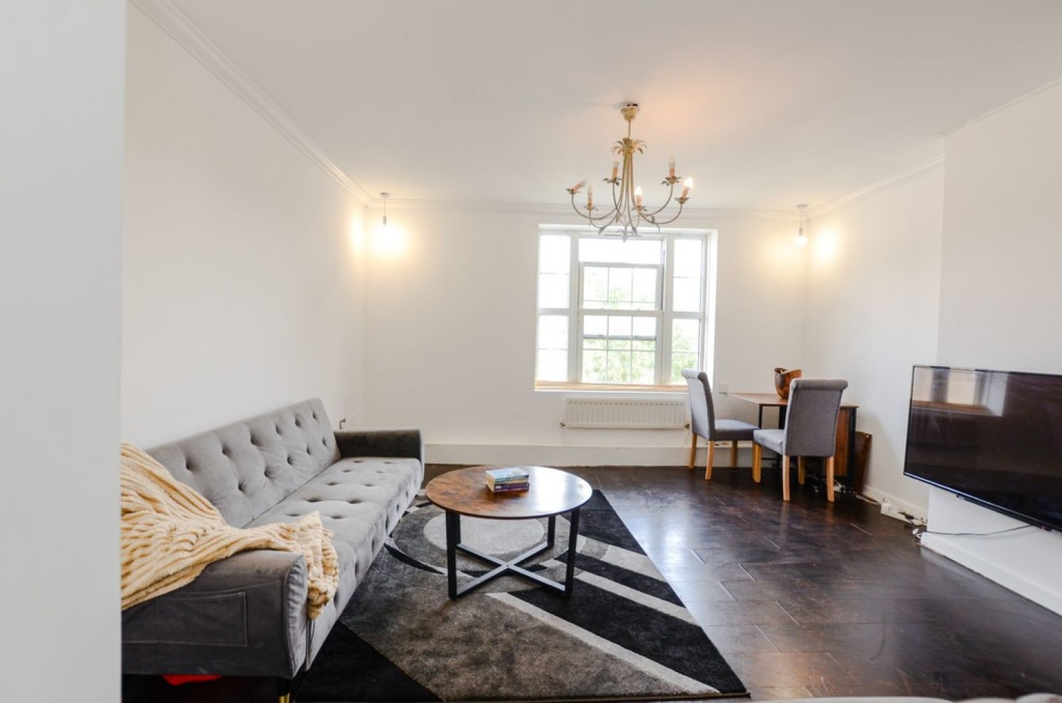 2 bedroom Flat for Letting Johnson House, Cranleigh Street