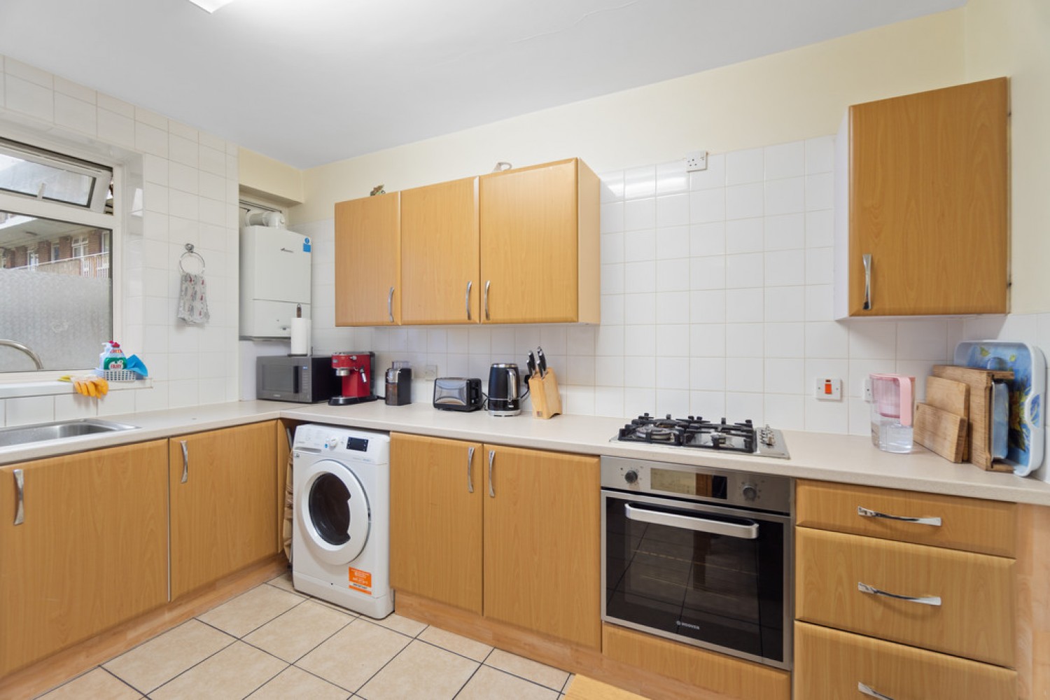 2 bedroom Flat in Bridgeway Street, Camden