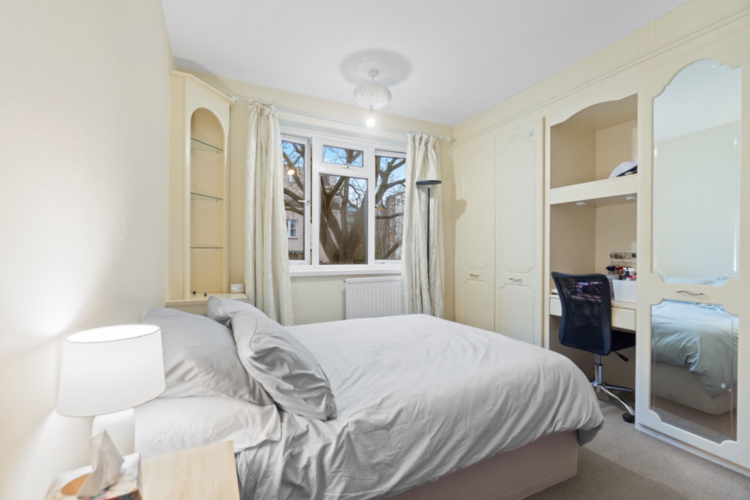 2 bedroom Flat in Bridgeway Street, Camden