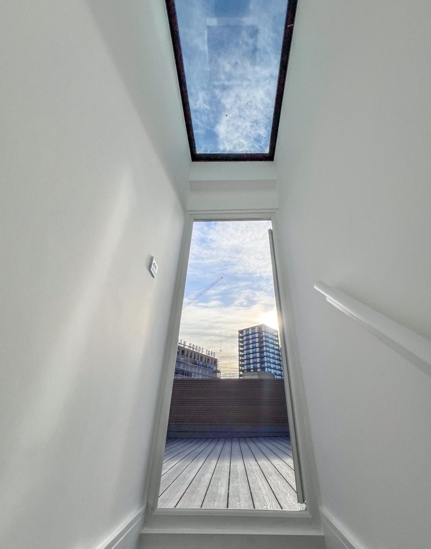 2 bedroom Flat in Chalk Farm Road, Camden