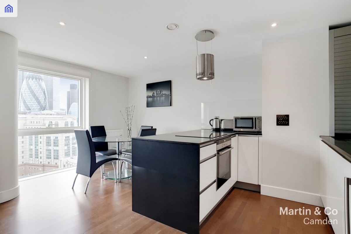 Whitechapel, Aldgate East