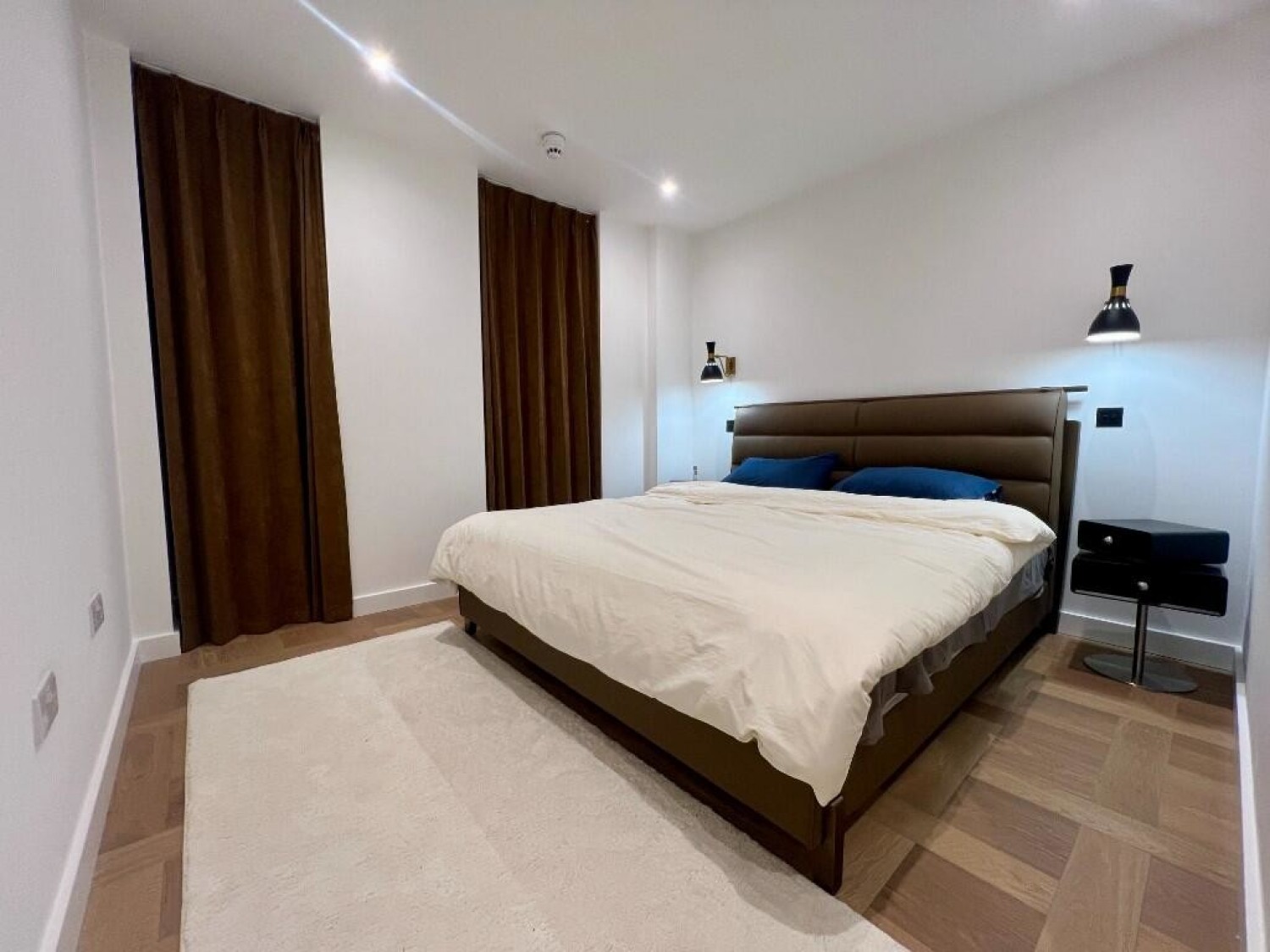 3 bedroom Flat in Merino Gardens, London Dock