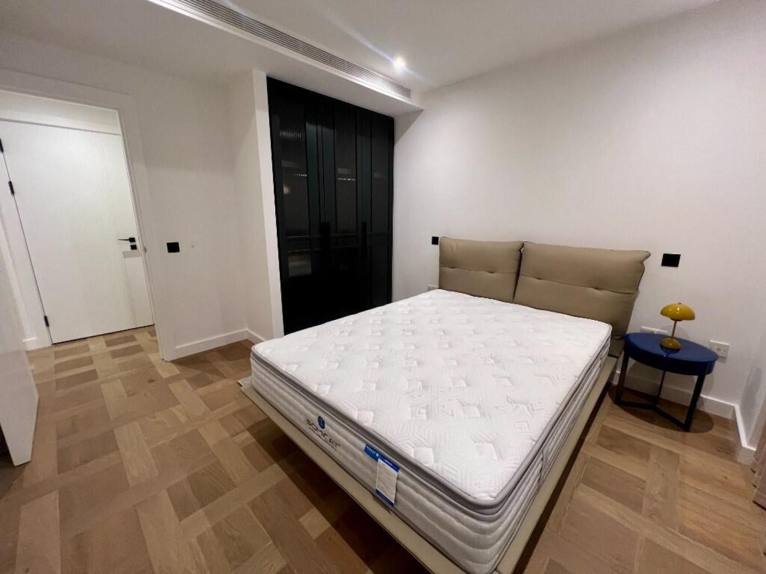 3 bedroom Flat in Merino Gardens, London Dock