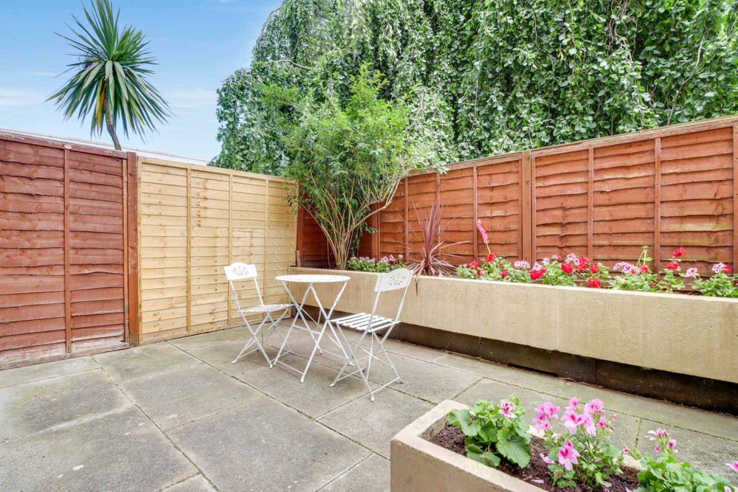 3 bedroom Flat for Sale Bayham Street, Camden