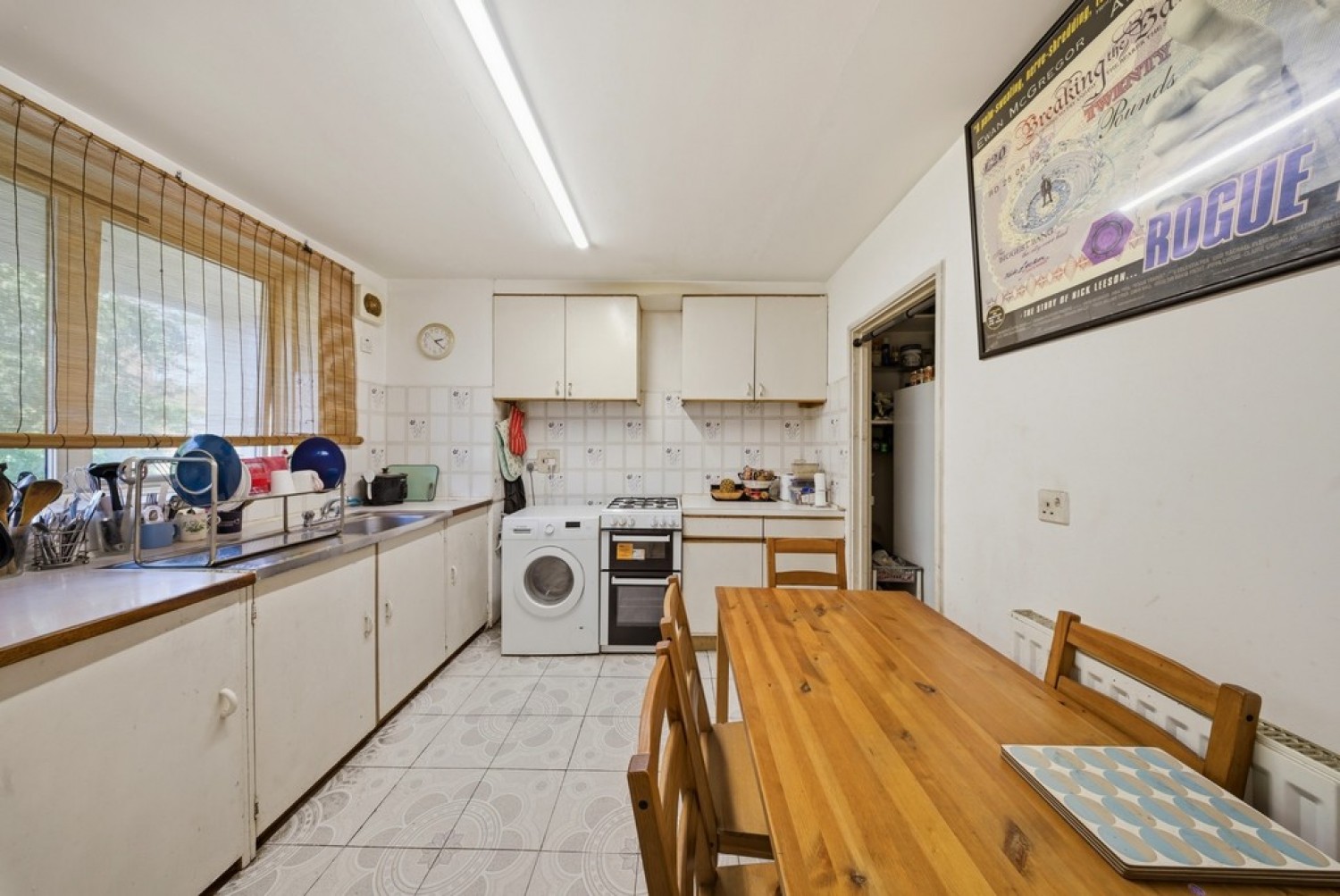 3 bedroom Flat for Sale Plender Street, Camden