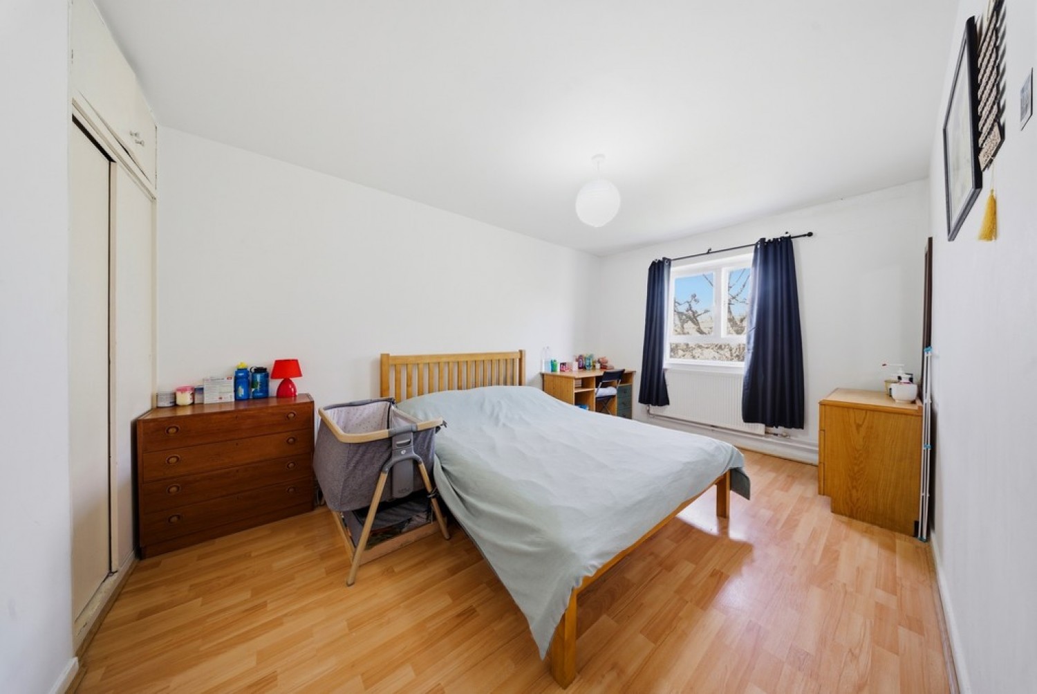 3 bedroom Flat for Sale Plender Street, Camden