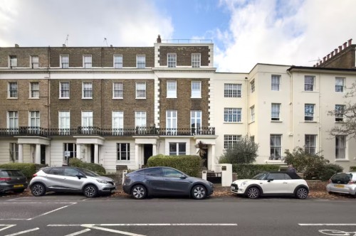 Gloucester Avenue, Camden