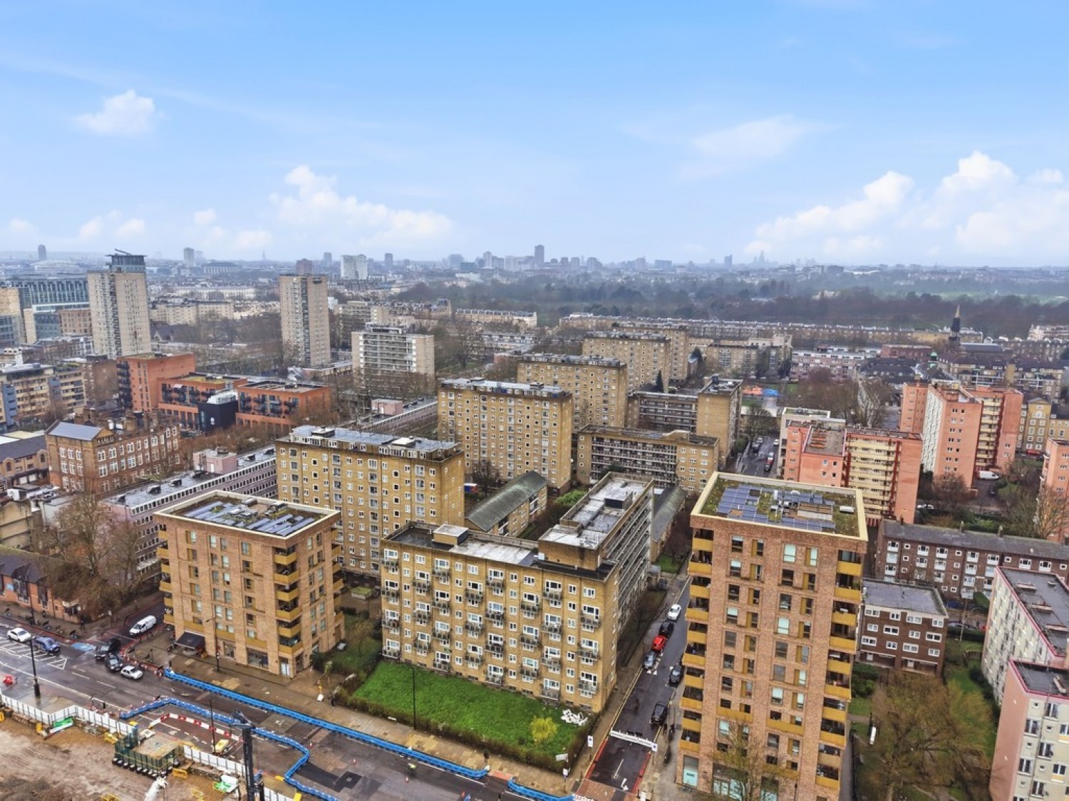 3 bedroom Flat for Sale The Tarns, Varndell street