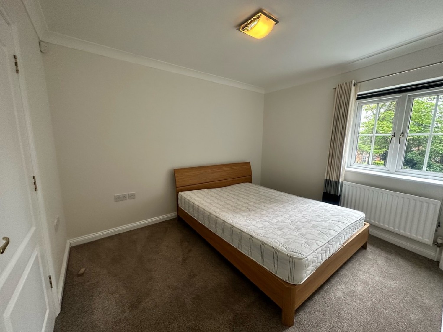 2 bedroom Flat for Letting Bounty Road