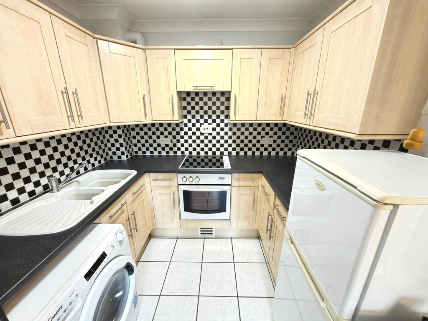 1 bedroom Flat for Letting Sherfield-On-Loddon