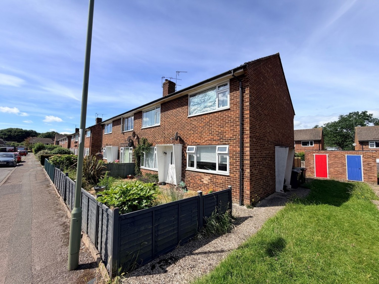 2 bedroom Flat for Letting Cranbourne