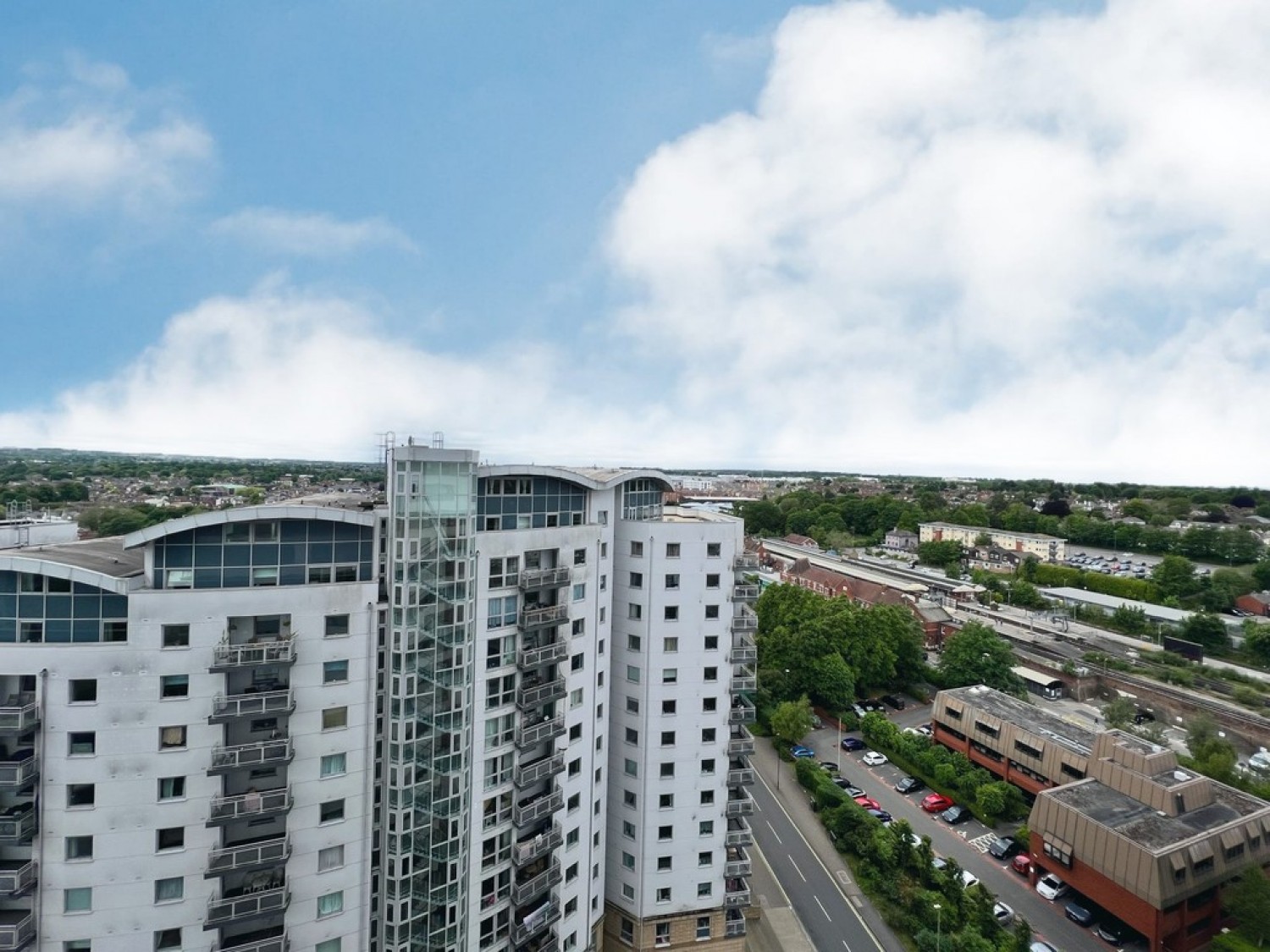 1 bedroom Flat for Letting Skyline Plaza
