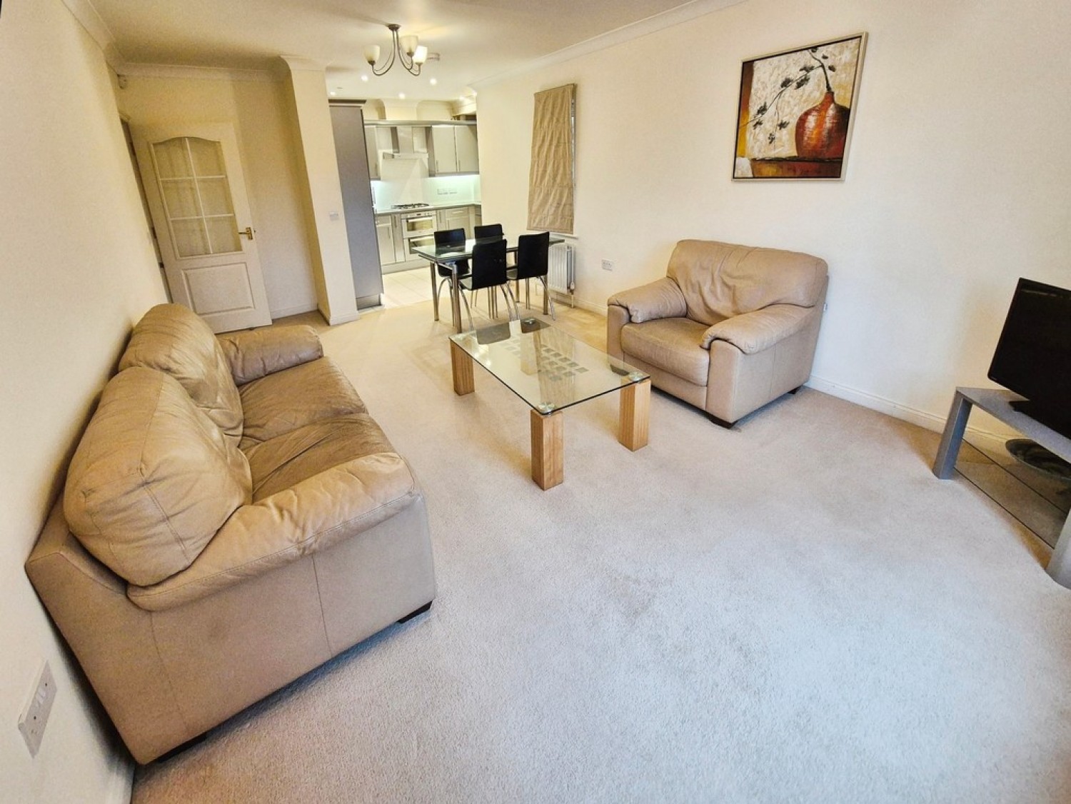 2 bedroom Flat in Town Centre