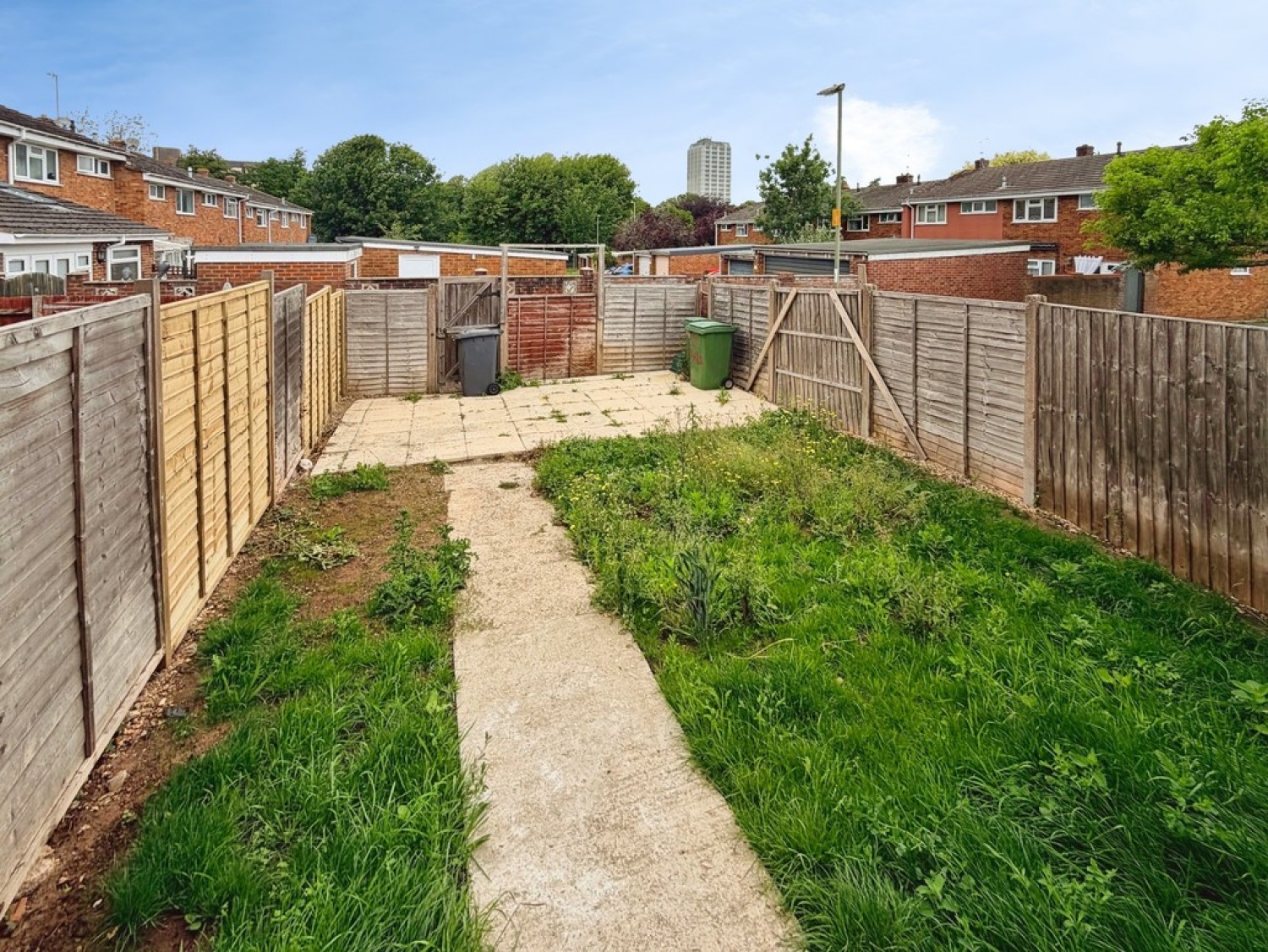 3 bedroom House for Letting Riverdene