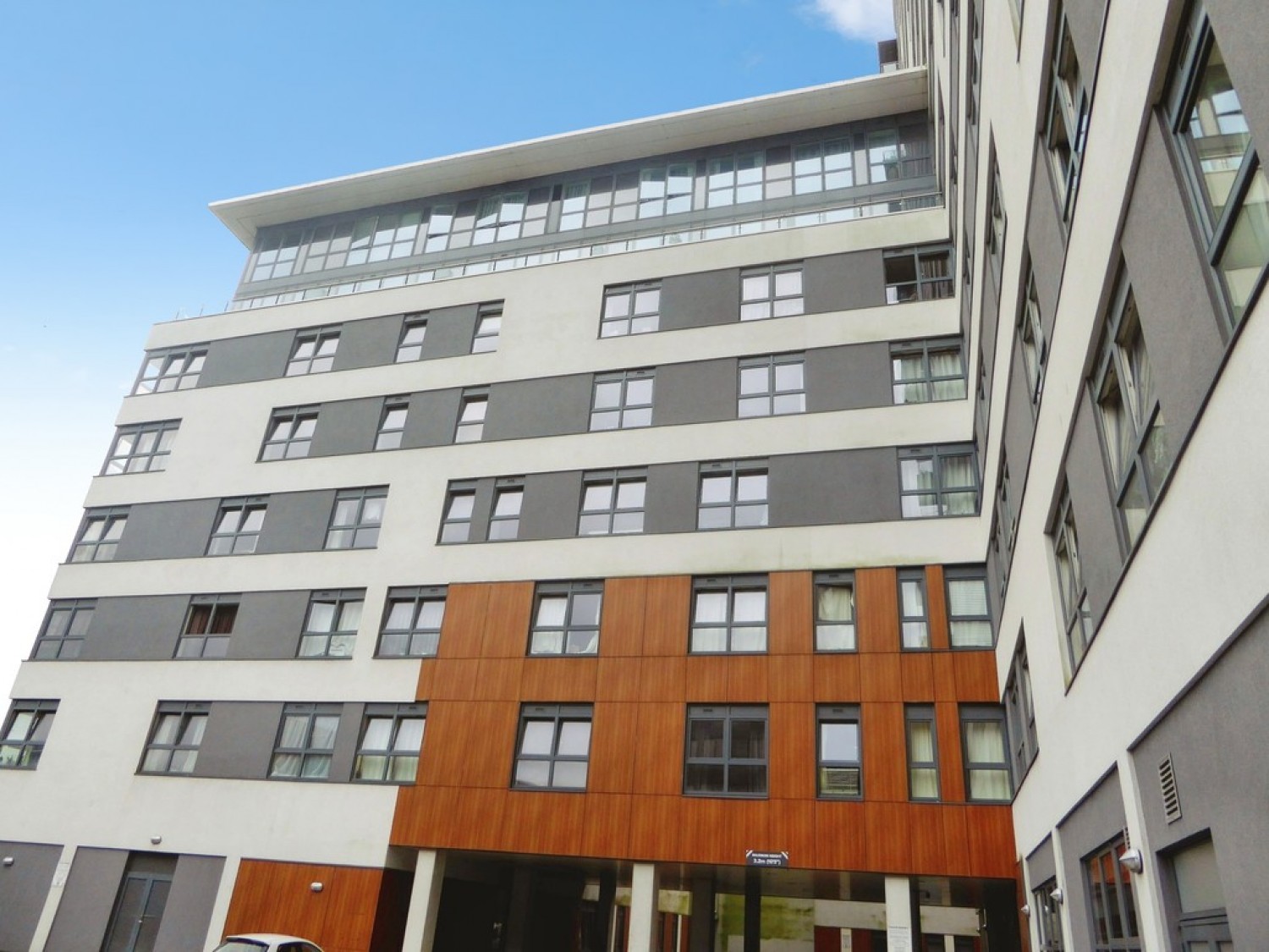 1 bedroom Flat for Letting Skyline Plaza