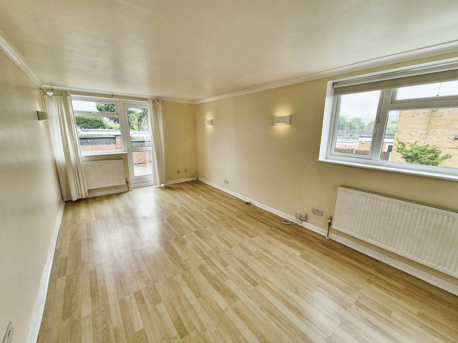 2 bedroom Flat for Letting Beaulieu Court