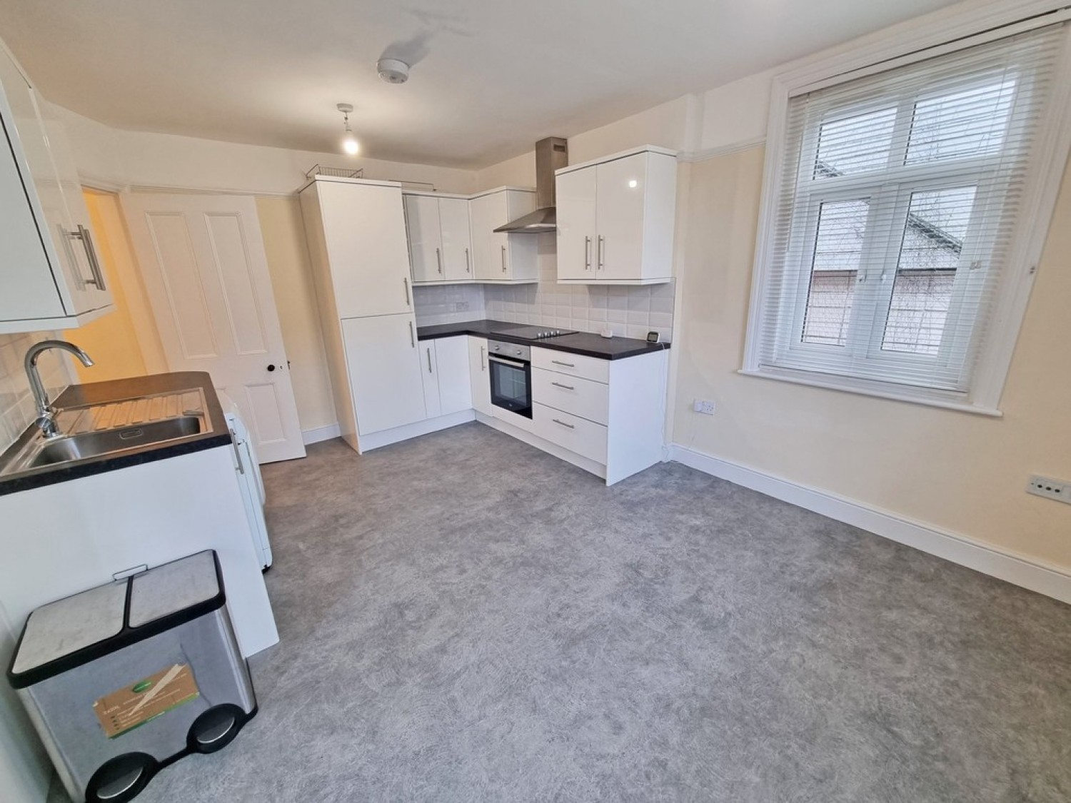 1 bedroom Flat for Letting Town Centre