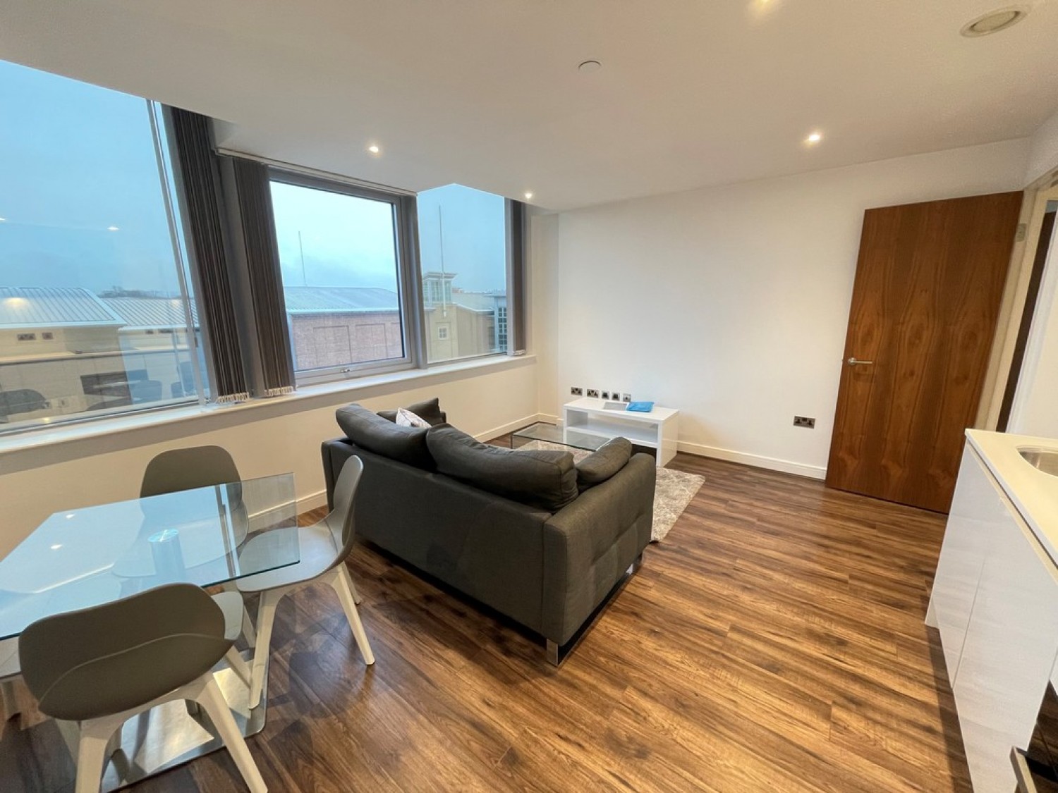 1 bedroom Flat for Letting Churchill Place