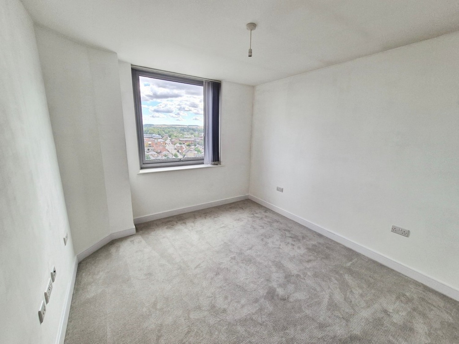 Churchill Place - 10th Floor