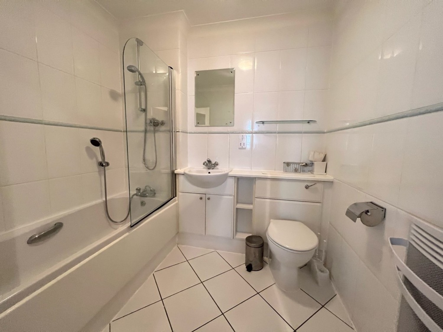 2 bedroom Flat for Letting Crown Heights