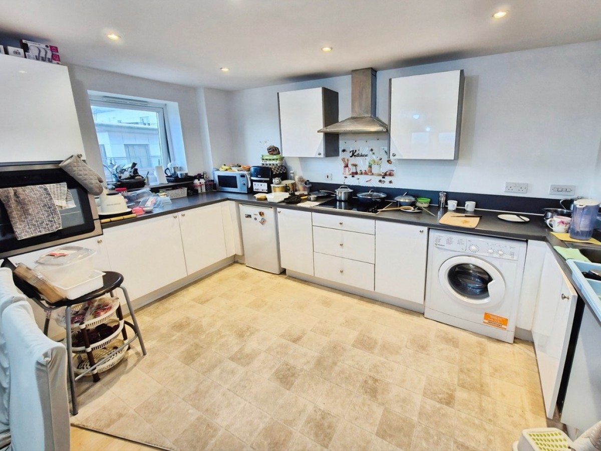 Winterthur Way, Basingstoke