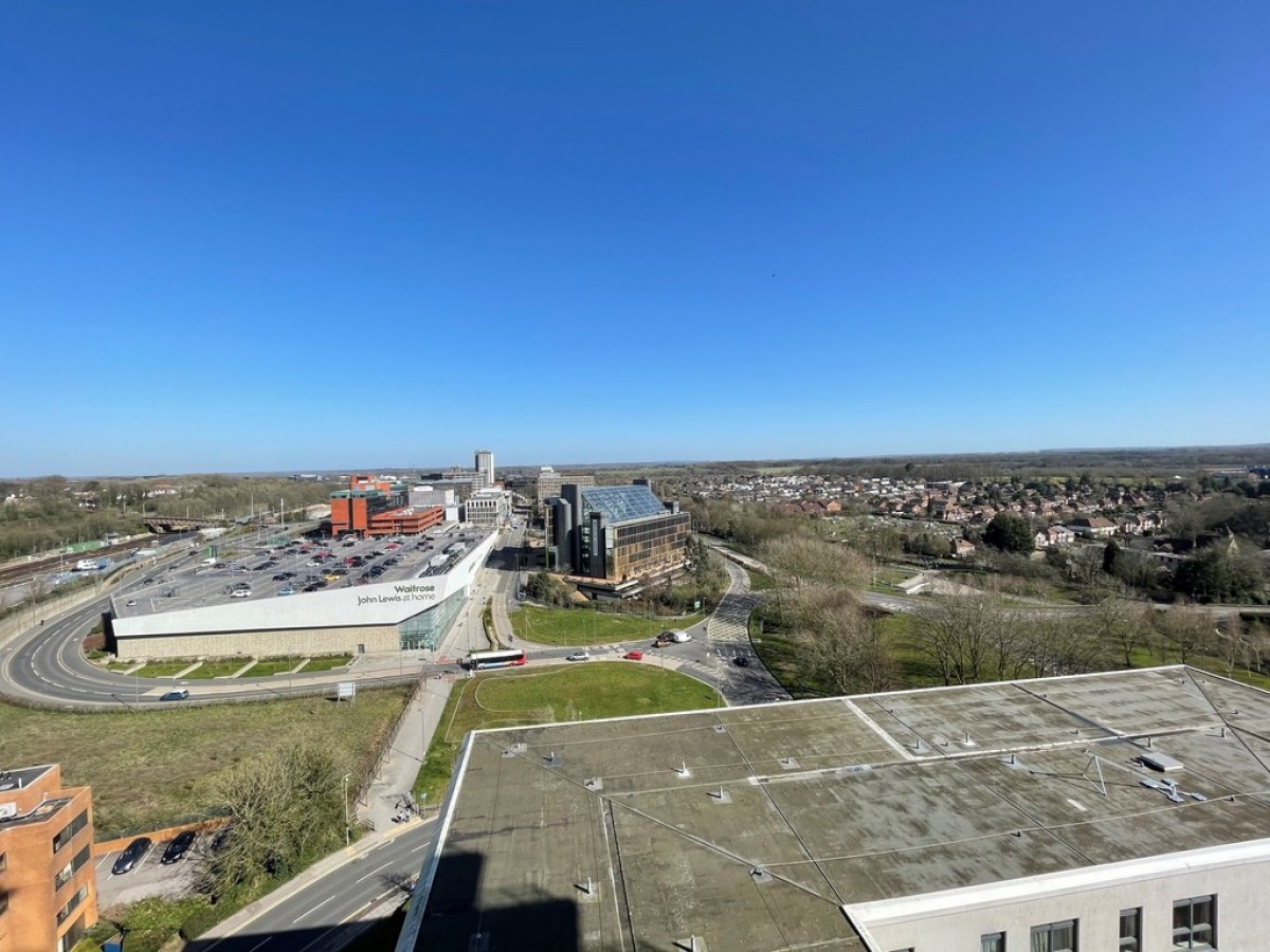 Skyline Plaza