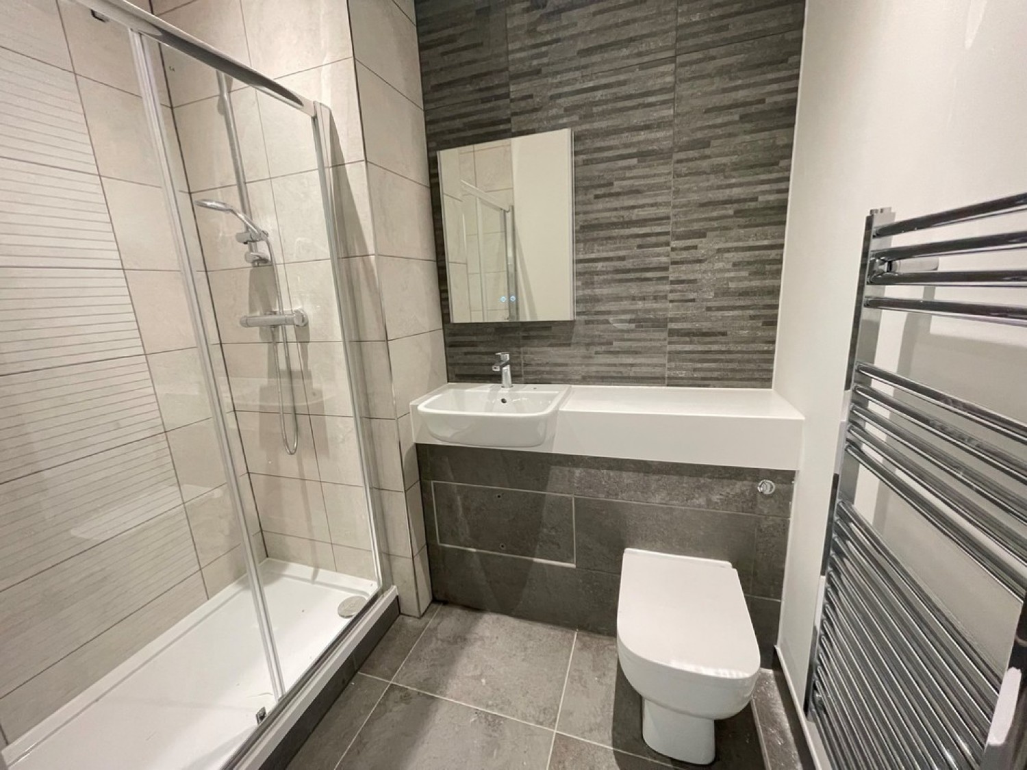 Ashwood Park, Ashwood Way