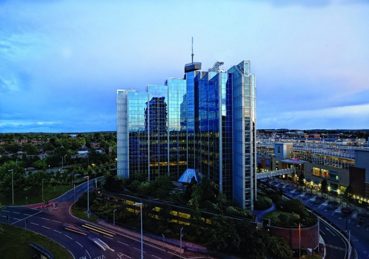 Churchill Place, Town Centre