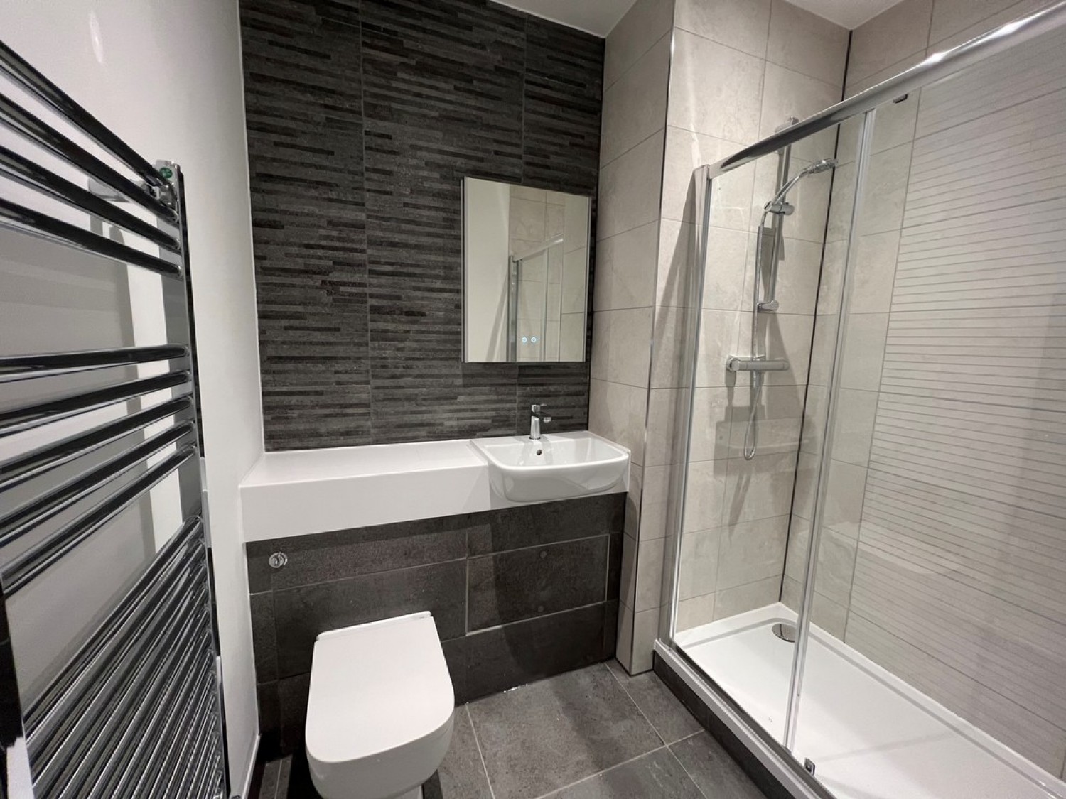 1 bedroom Flat for Letting Springfield House, Ashwood Park