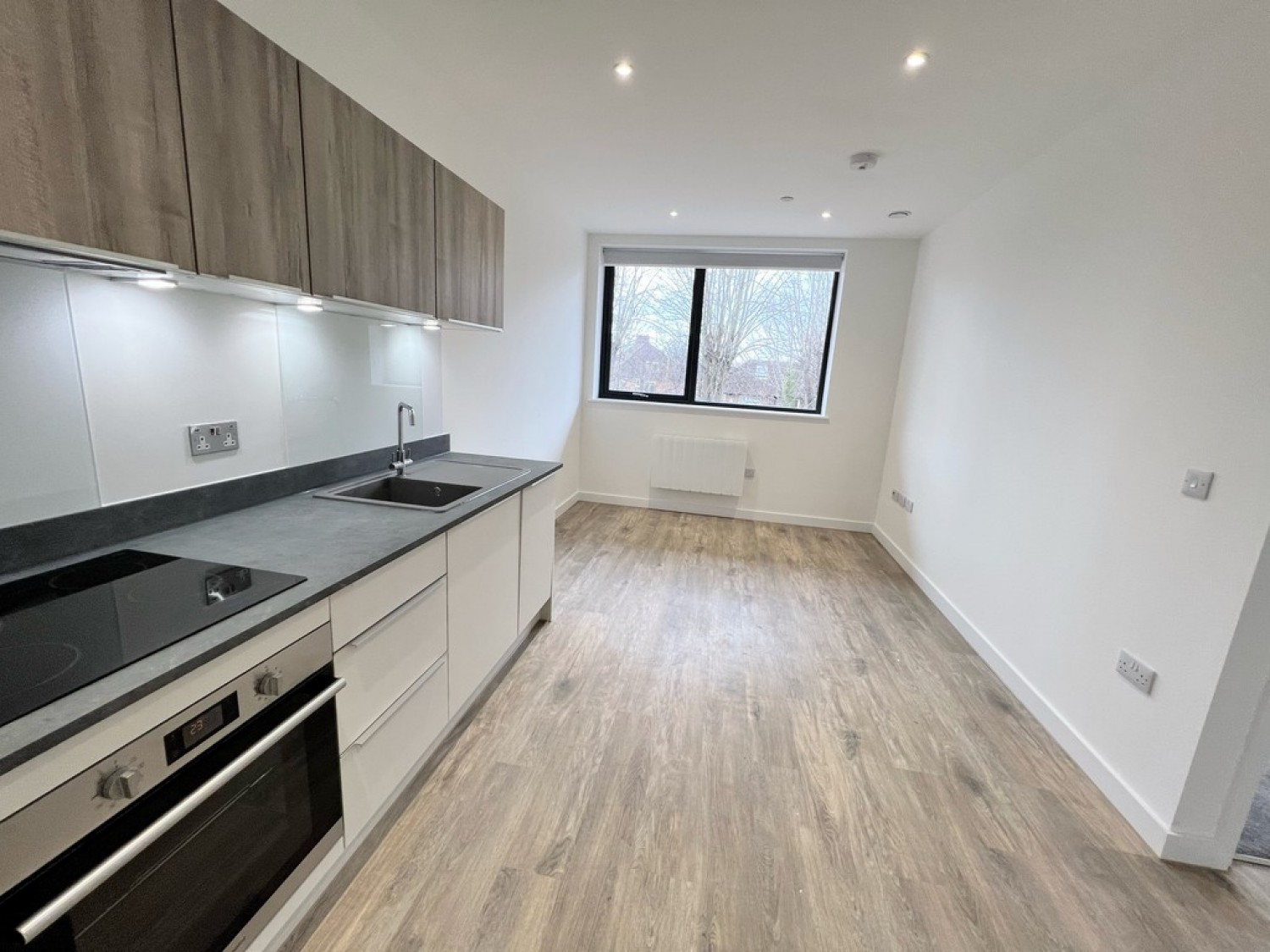 Meadow House, Ashwood Way