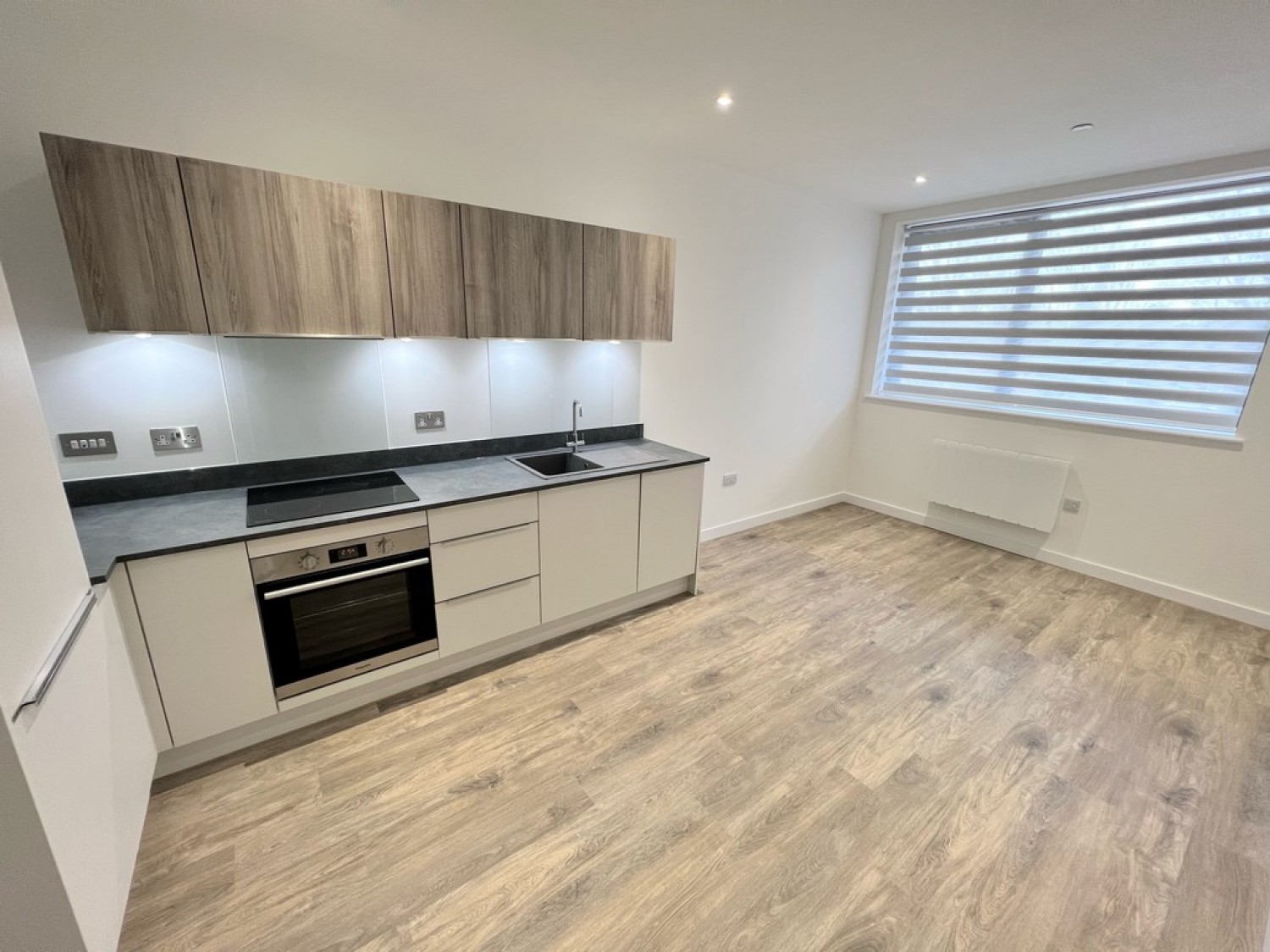 1 bedroom Flat for Letting Ashwood Park, Ashwood Way
