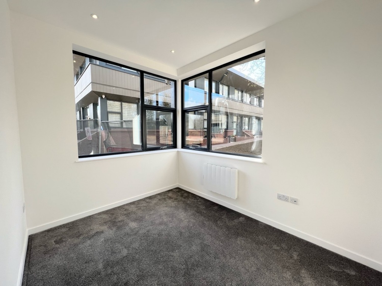 1 bedroom Flat for Letting Ashwood Park, Ashwood Way